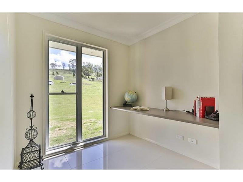 4 Wodalla Court, Hodgson Vale QLD 4352