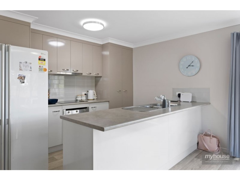 2/27 Park Street, Wilsonton QLD 4350