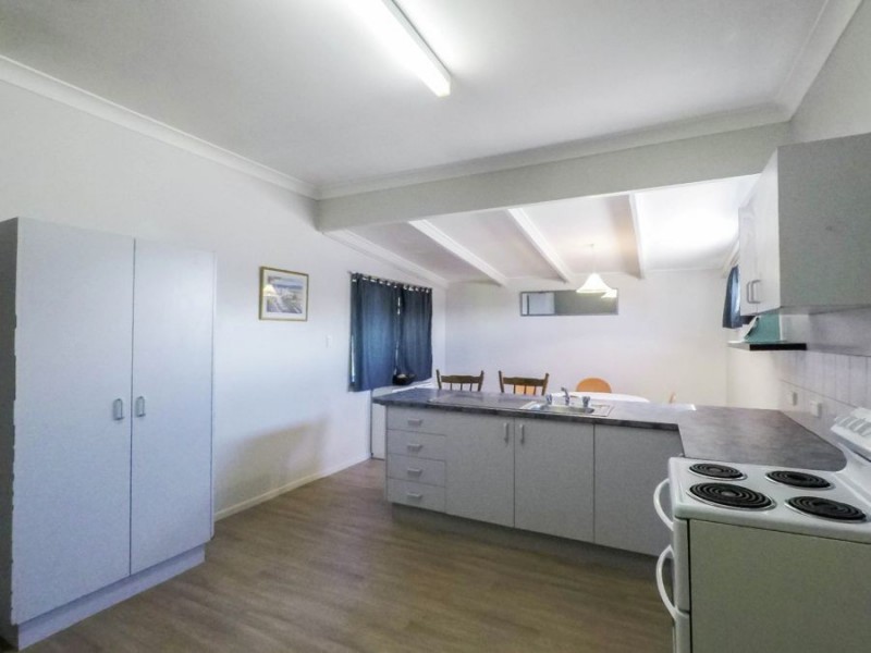 7 Victory Street, Newtown QLD 4350