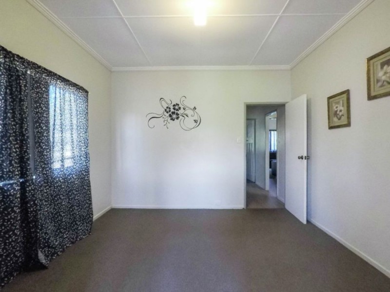 7 Victory Street, Newtown QLD 4350