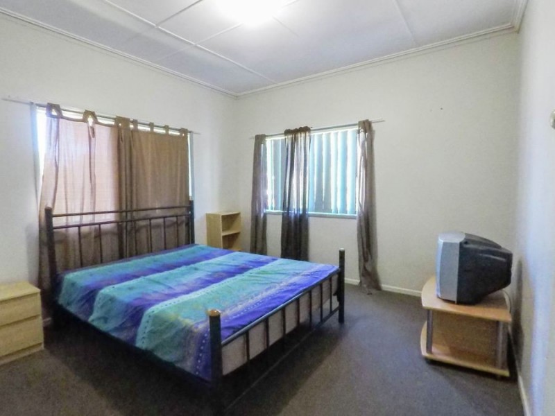 7 Victory Street, Newtown QLD 4350