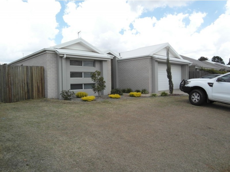 69 Entabeni Street, Kearneys Spring QLD 4350