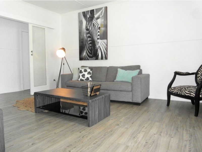 14 Lloyd Street, Harristown QLD 4350