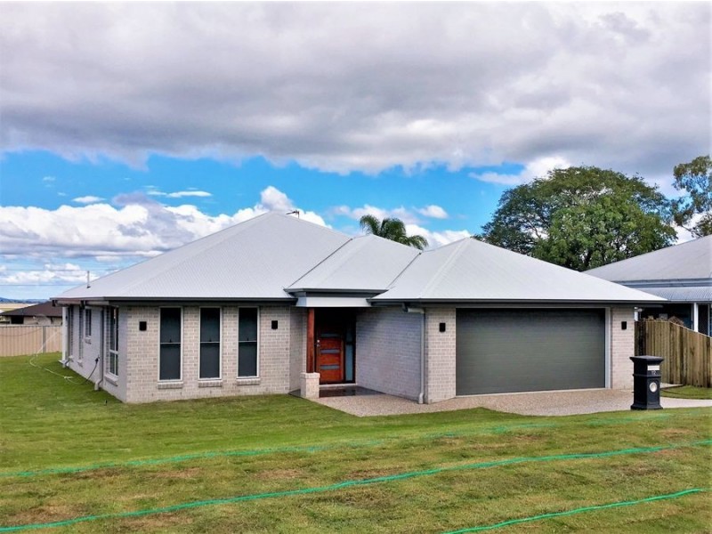 12 Bunkers Hill School Road, Westbrook QLD 4350