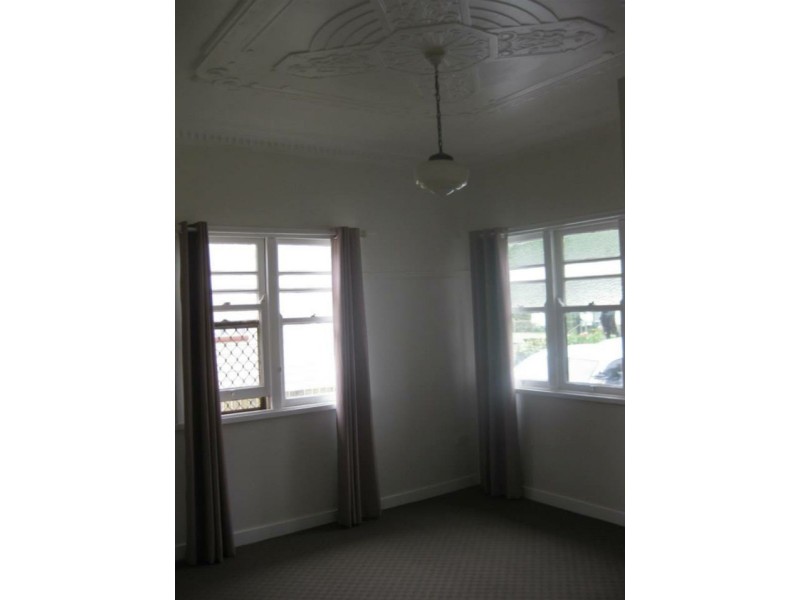 22 Victory Street, Newtown QLD 4350