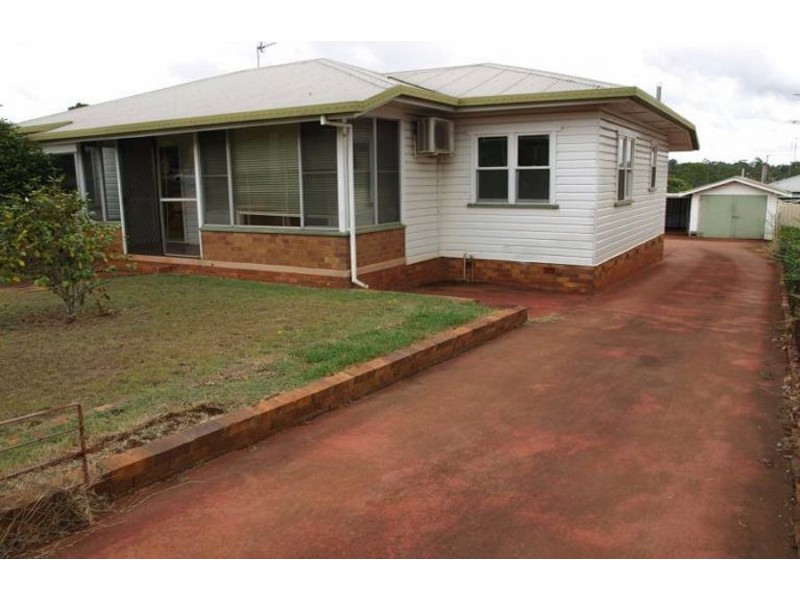 765 Ruthven Street, South Toowoomba QLD 4350