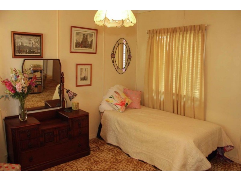 4 Batterbee Street, Rangeville QLD 4350