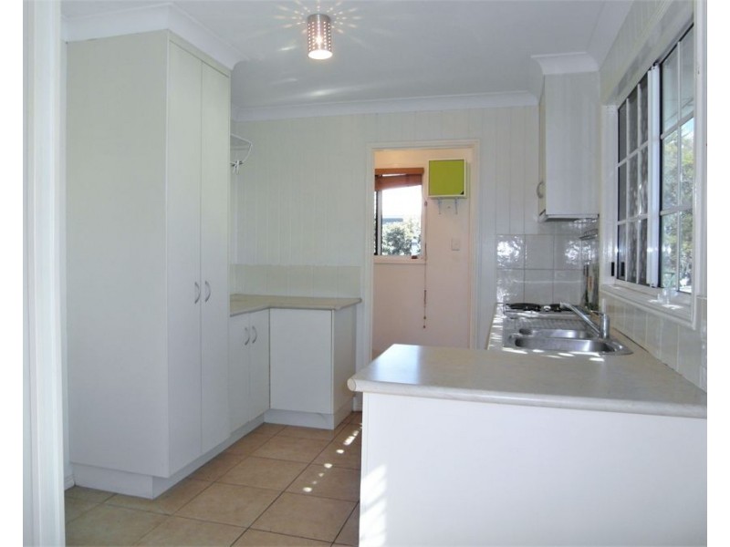 18 Vera Street, Newtown QLD 4350