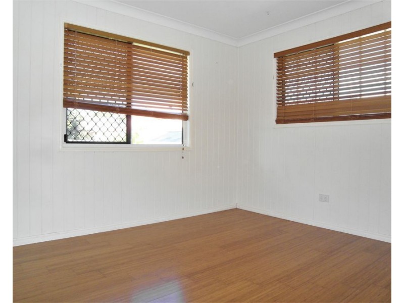 18 Vera Street, Newtown QLD 4350