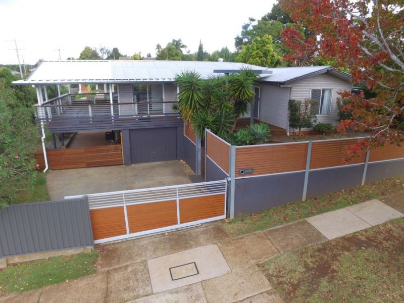 Centenary Heights QLD 4350