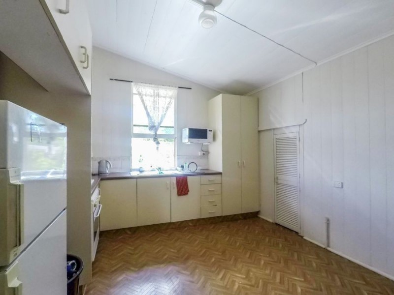169 Bridge Street, North Toowoomba QLD 4350
