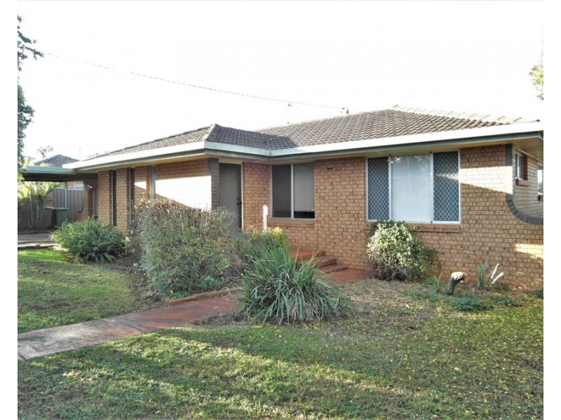 17 Wuth Street, Darling Heights QLD 4350