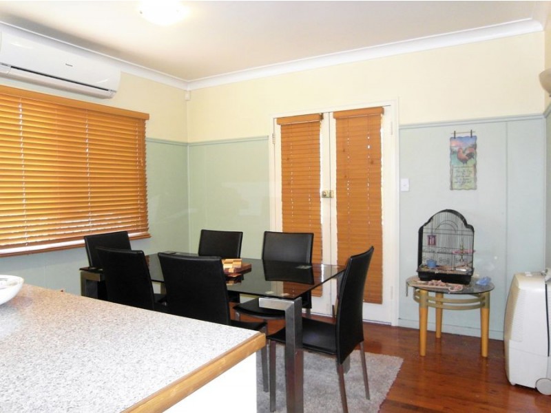 12 James Street, Rangeville QLD 4350