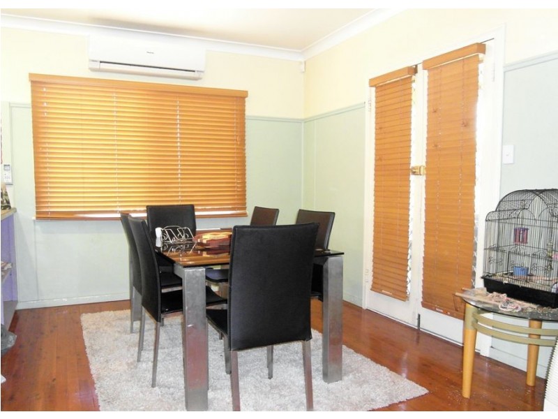 12 James Street, Rangeville QLD 4350