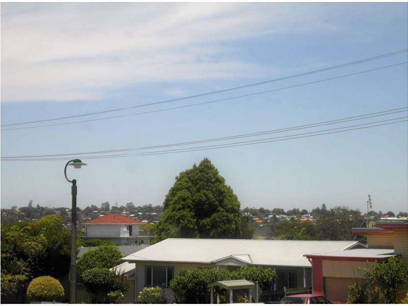 12 James Street, Rangeville QLD 4350