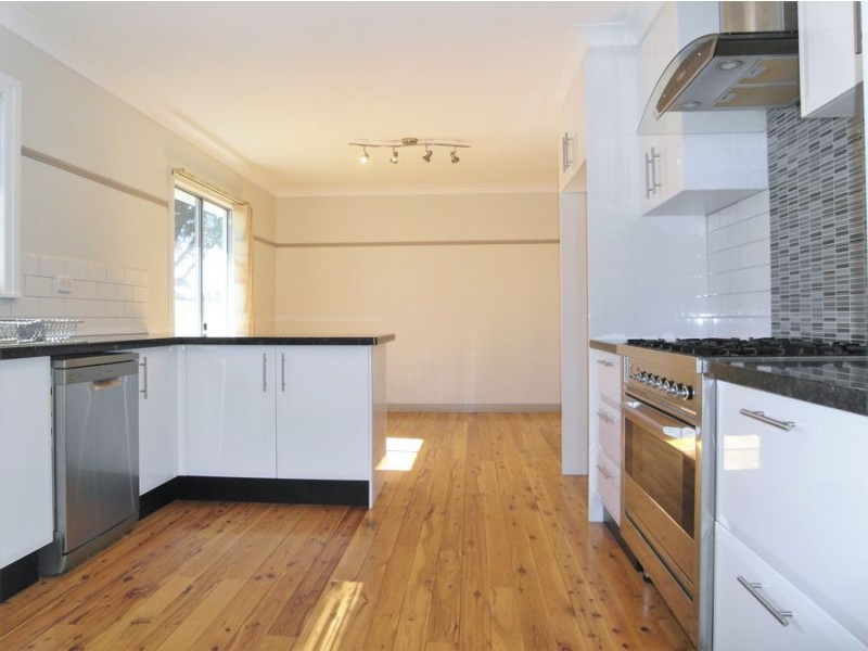 3a Ellis Street, Wilsonton QLD 4350