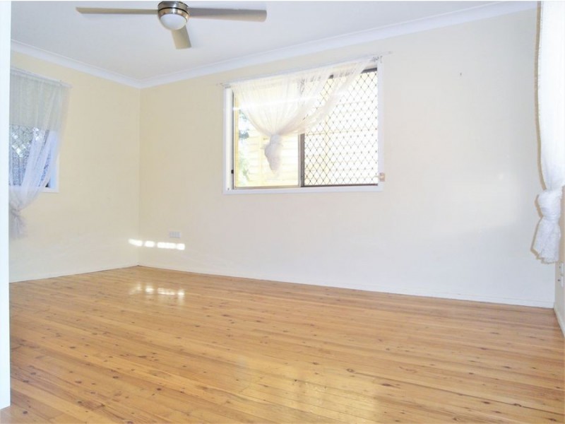 10 Obst Street, Harristown QLD 4350