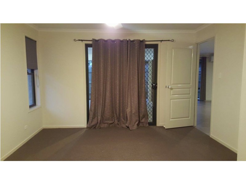 31 Sunset Drive, Glenvale QLD 4350