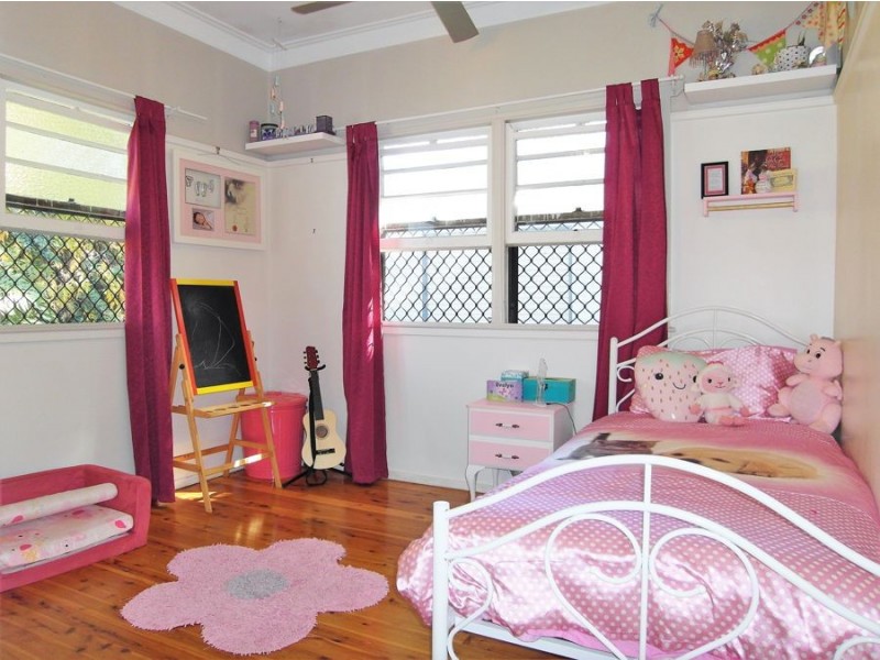 3 Ford Street, Rockville QLD 4350