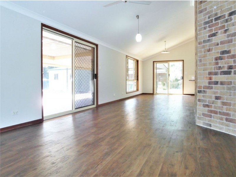 7 Pizzoni Road, Glenvale QLD 4350