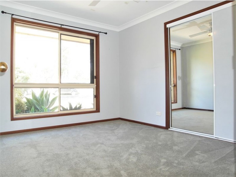 7 Pizzoni Road, Glenvale QLD 4350