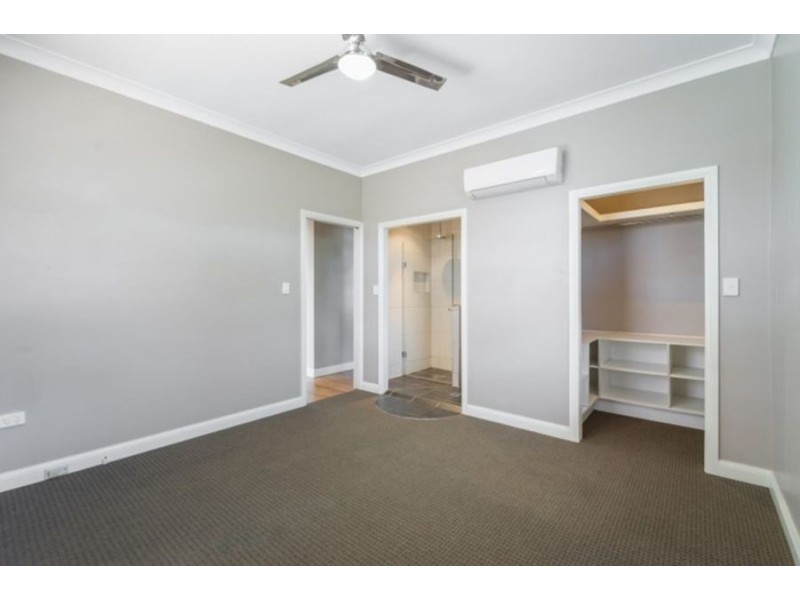 26 Monash Street, Newtown QLD 4350