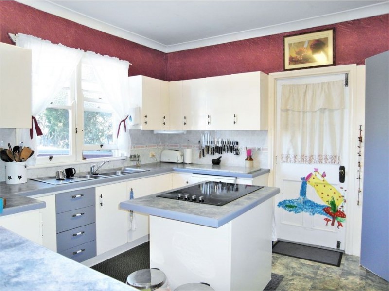 20 Lemnos Street, Harlaxton QLD 4350