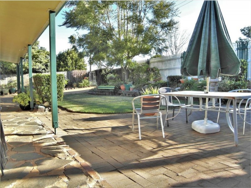 6 Yalumba Crescent, Wilsonton Heights QLD 4350