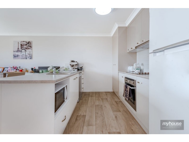3/27 Park Street, Wilsonton QLD 4350