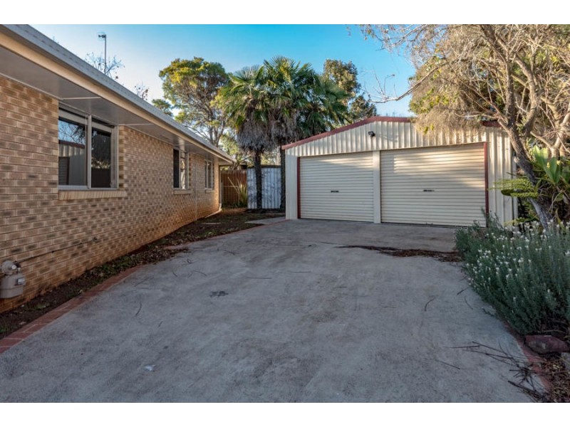 3 Chinchilla Court, Wilsonton Heights QLD 4350