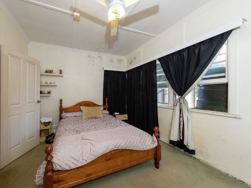 3 Derwak Street, Harristown QLD 4350