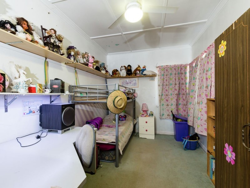 3 Derwak Street, Harristown QLD 4350