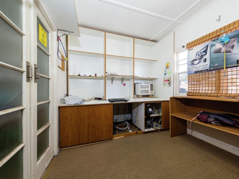 3 Derwak Street, Harristown QLD 4350