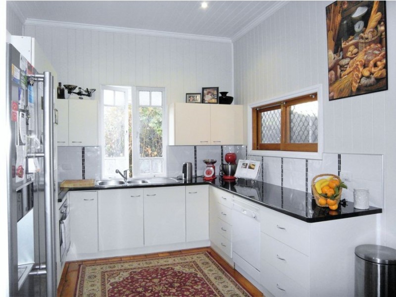 1 Leonard Street, East Toowoomba QLD 4350