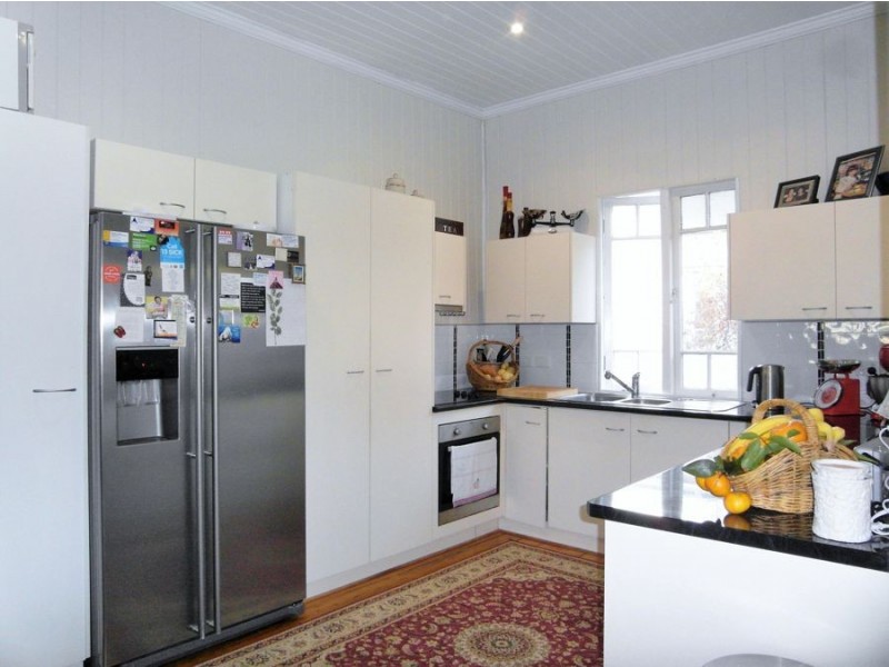 1 Leonard Street, East Toowoomba QLD 4350