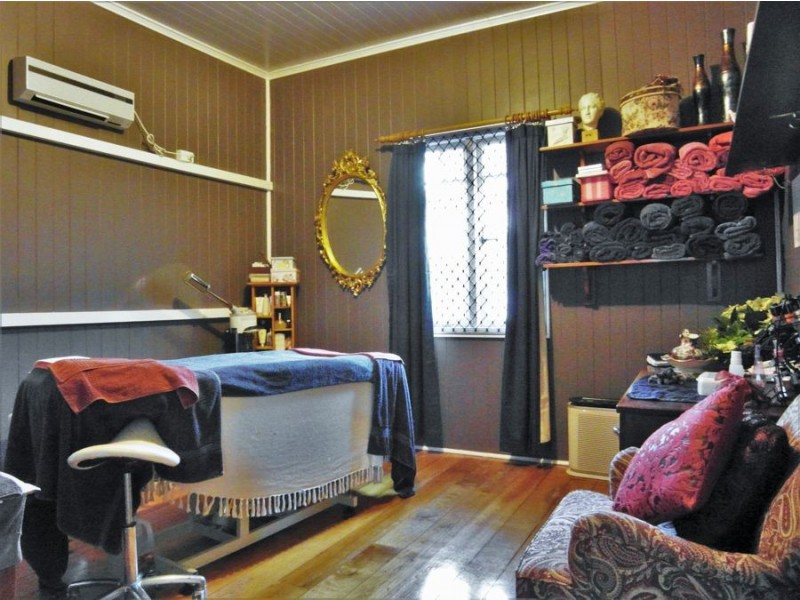 1 Leonard Street, East Toowoomba QLD 4350