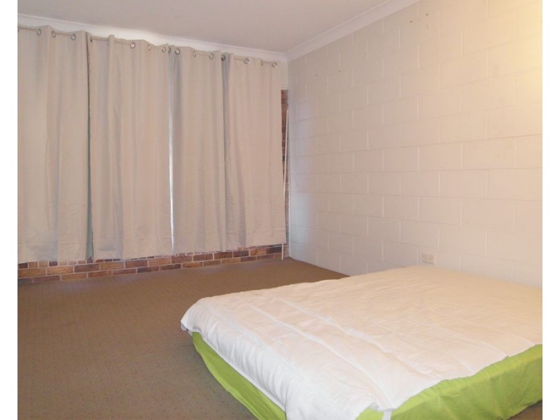 4/6 Krause Court, East Toowoomba QLD 4350