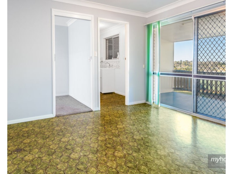 10 Elliott Street, Kearneys Spring QLD 4350