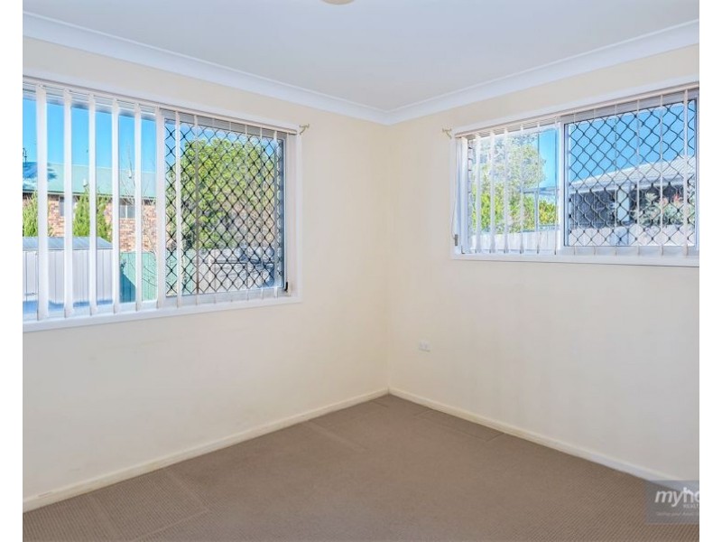 10 Elliott Street, Kearneys Spring QLD 4350