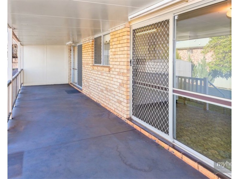 10 Elliott Street, Kearneys Spring QLD 4350