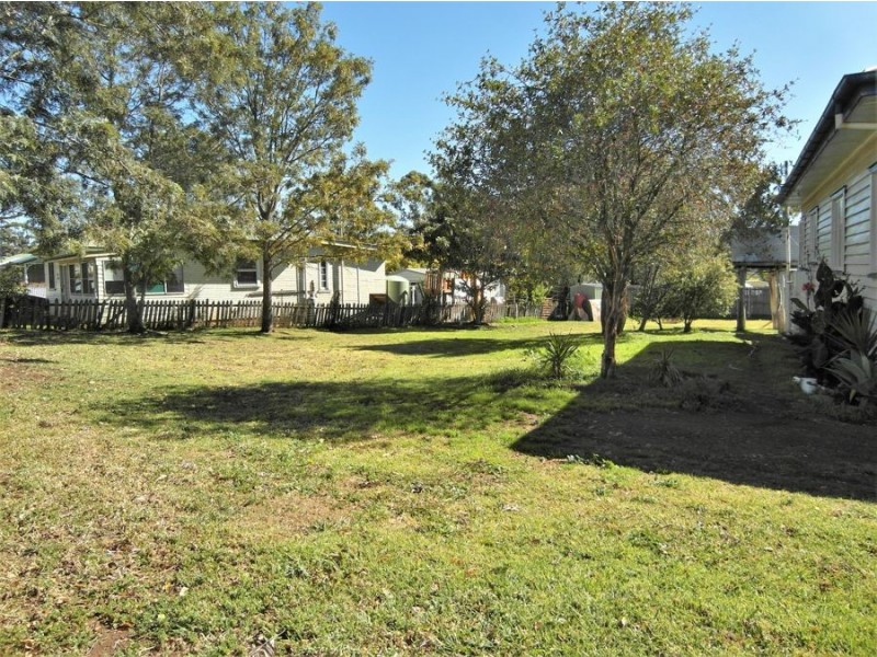 183 Jellicoe Street, Newtown QLD 4350