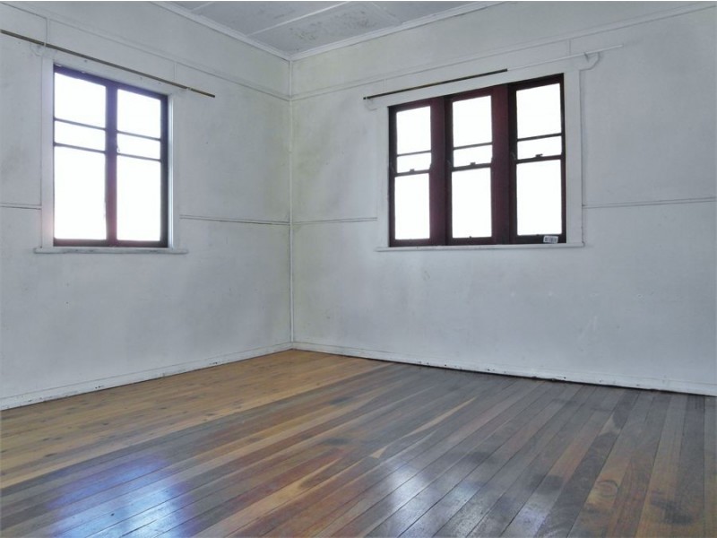 183 Jellicoe Street, Newtown QLD 4350