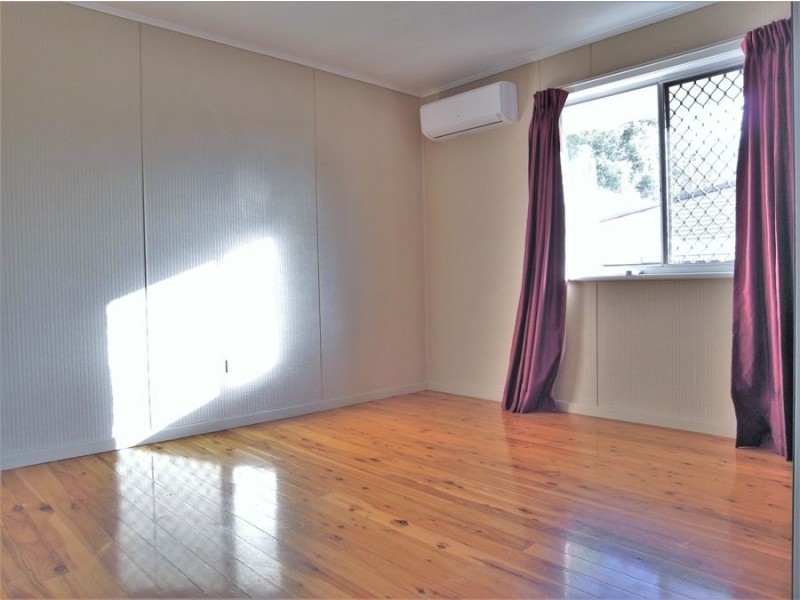 19 Hillside Street, Newtown QLD 4350