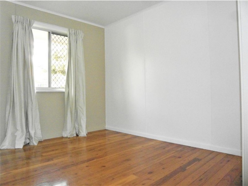 19 Hillside Street, Newtown QLD 4350