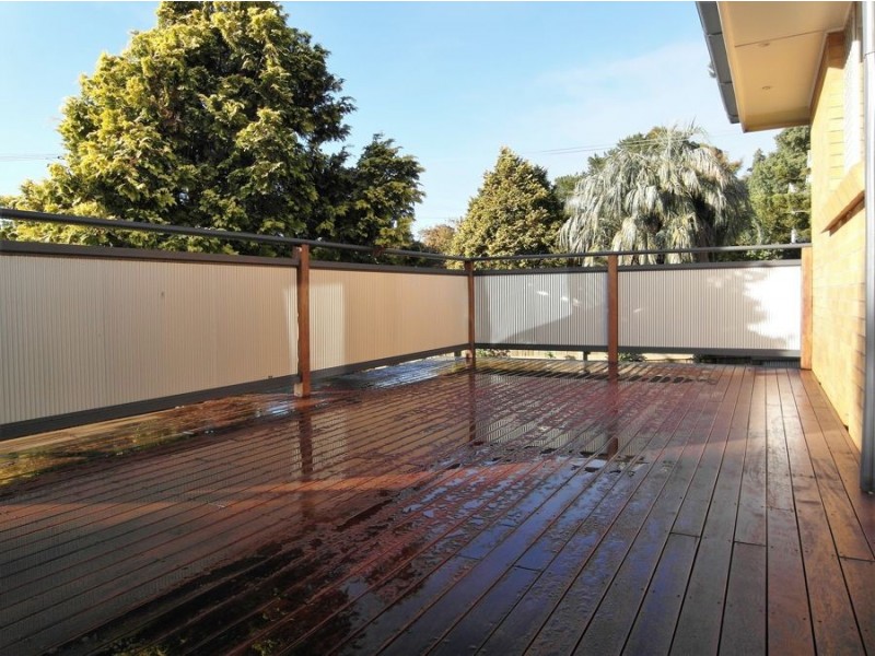 19 Hillside Street, Newtown QLD 4350