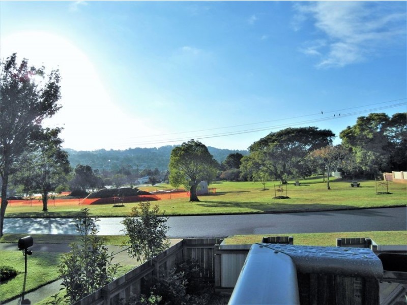 19 Hillside Street, Newtown QLD 4350