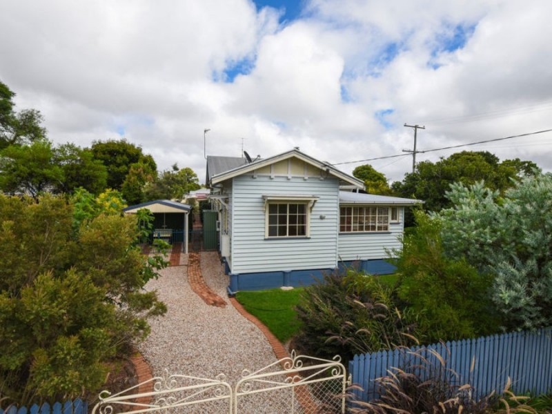 23 Ranfurly Street, Newtown QLD 4350