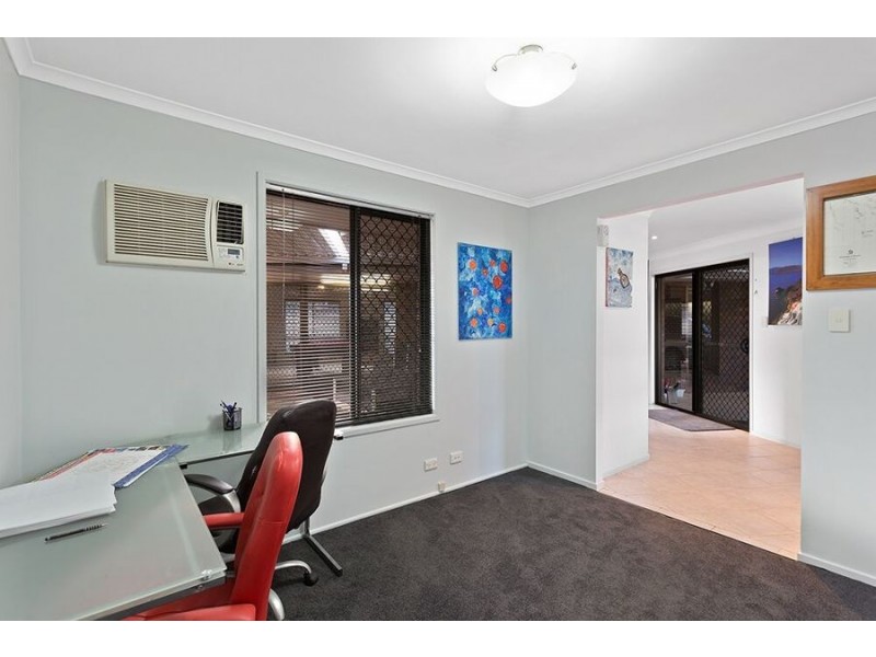 1 Bader Court, Wilsonton QLD 4350