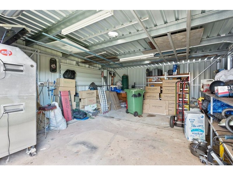 1 Bader Court, Wilsonton QLD 4350