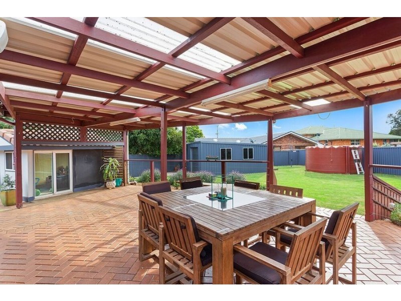 1 Bader Court, Wilsonton QLD 4350